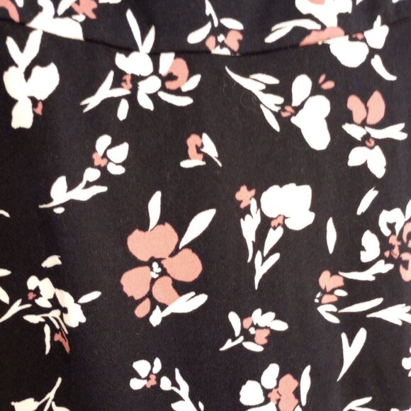 Nine Britton for Stitch Fix Navy Floral Angie Knit Dress - Picture 6 of 10